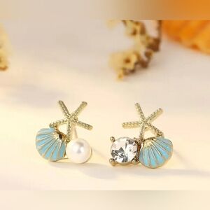 💥3/$10  Beautifully detailed Ocean Style stud earrings, NWT